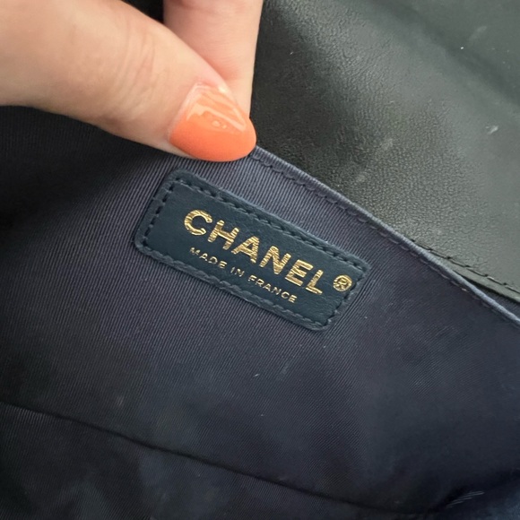 Chanel Navy Blue and Black Medium Boy bag- AUTHENTIC - Picture 8 of 12